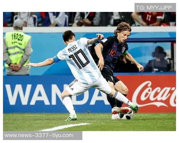 普利西奇坦言崇拜菲戈梅西赞叹莫德里奇训练的神奇魅力